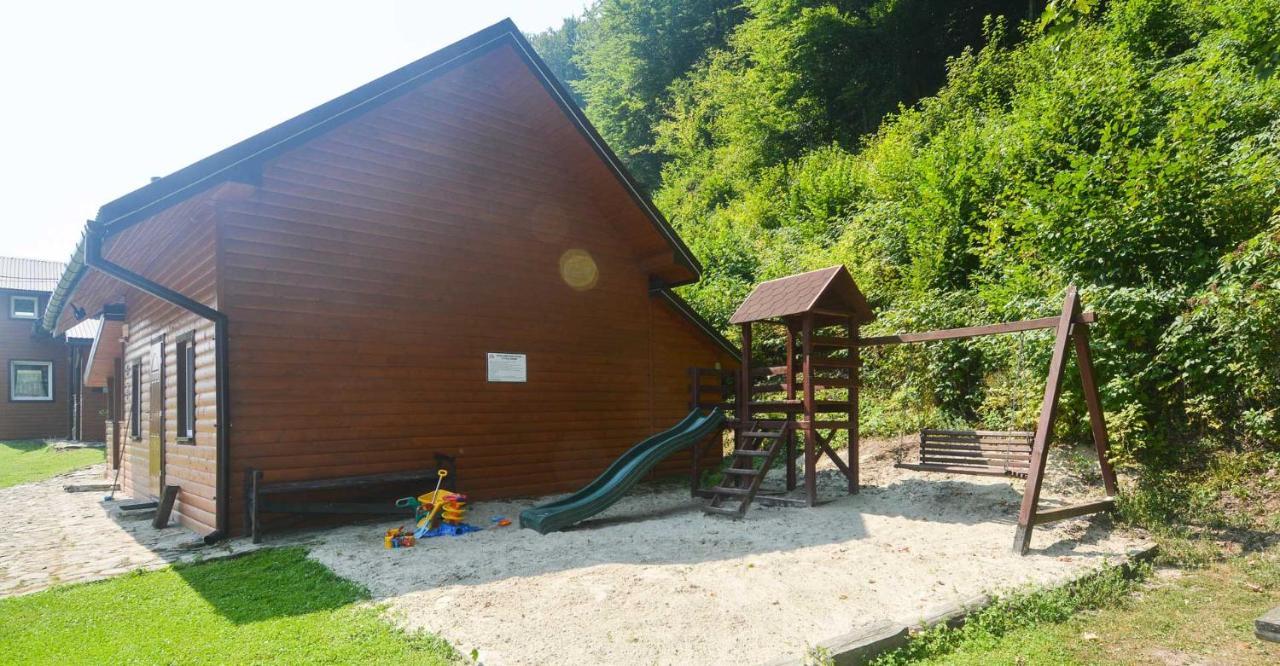 Bieszczadzki Klin Bklin Villa Cisna Exteriör bild